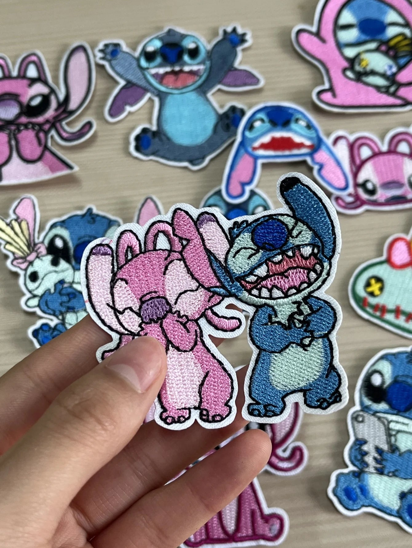 1pcs Cartoon Anime Stitch Iron on Patches for Clothing T-shirt bag shose Stitch Patch Garment stickers embroidery cloth sticker