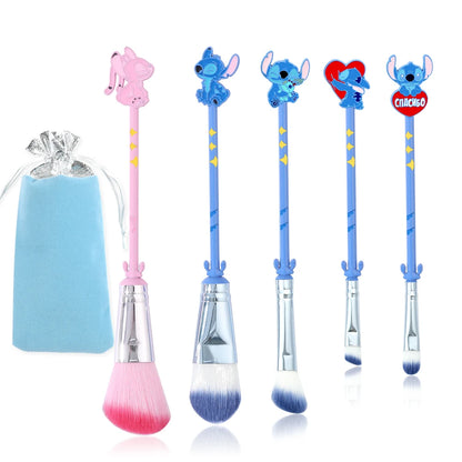 Cartoon cute Stitch makeup brush, soft fiber makeup brush, Stitch portable comb, Stitch eye shadow brush, suitable for girls' bi